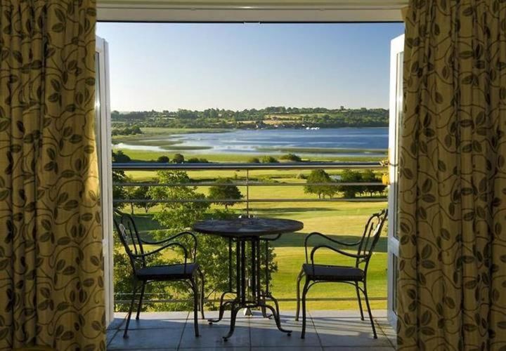 Отель Glasson LakeHouse Атлон